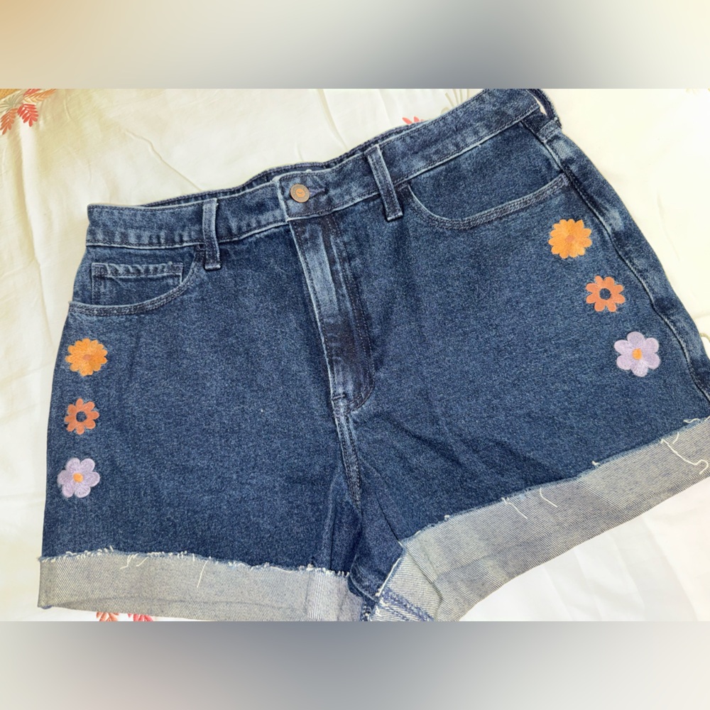 Hollister Stretch Denim Shorts / Ultra High Rise